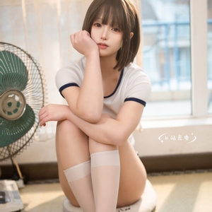 狗修巾-充电cosplay合集 [164P+43V/1.19GB]