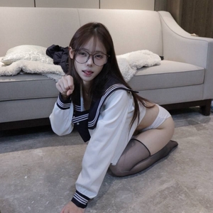 huihui-超高颜值童颜巨乳白虎美少女-坚挺粉嫩双乳 大长腿少女清纯与风骚并存 颜值党[598p+329v/1.85G]